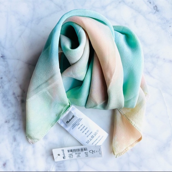 Madewell Accessories - Madewell silk tie die bandana